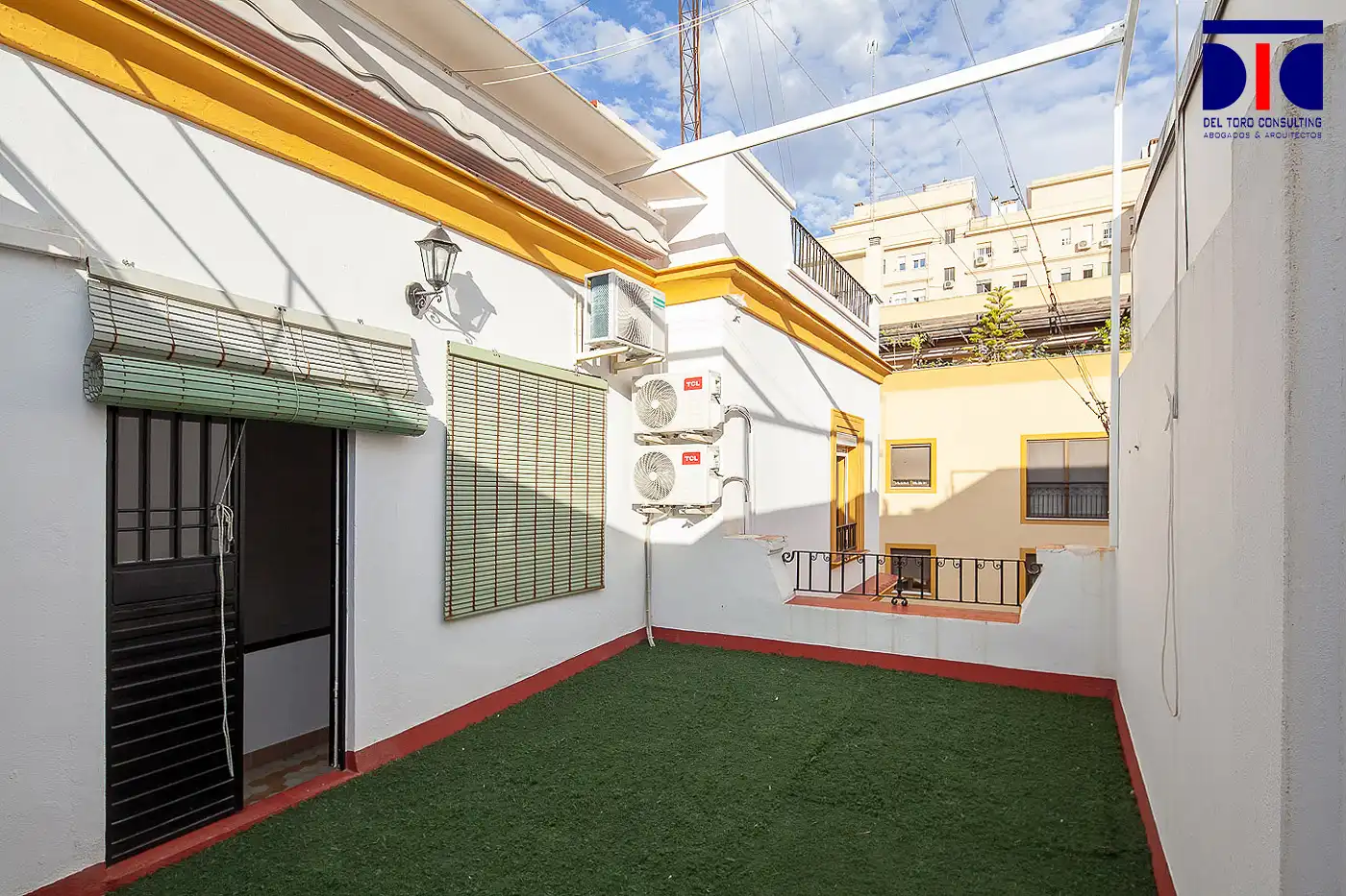 Terrace of Detached homes for sale in Sevilla  with Air Conditioner, Heating and Furnished