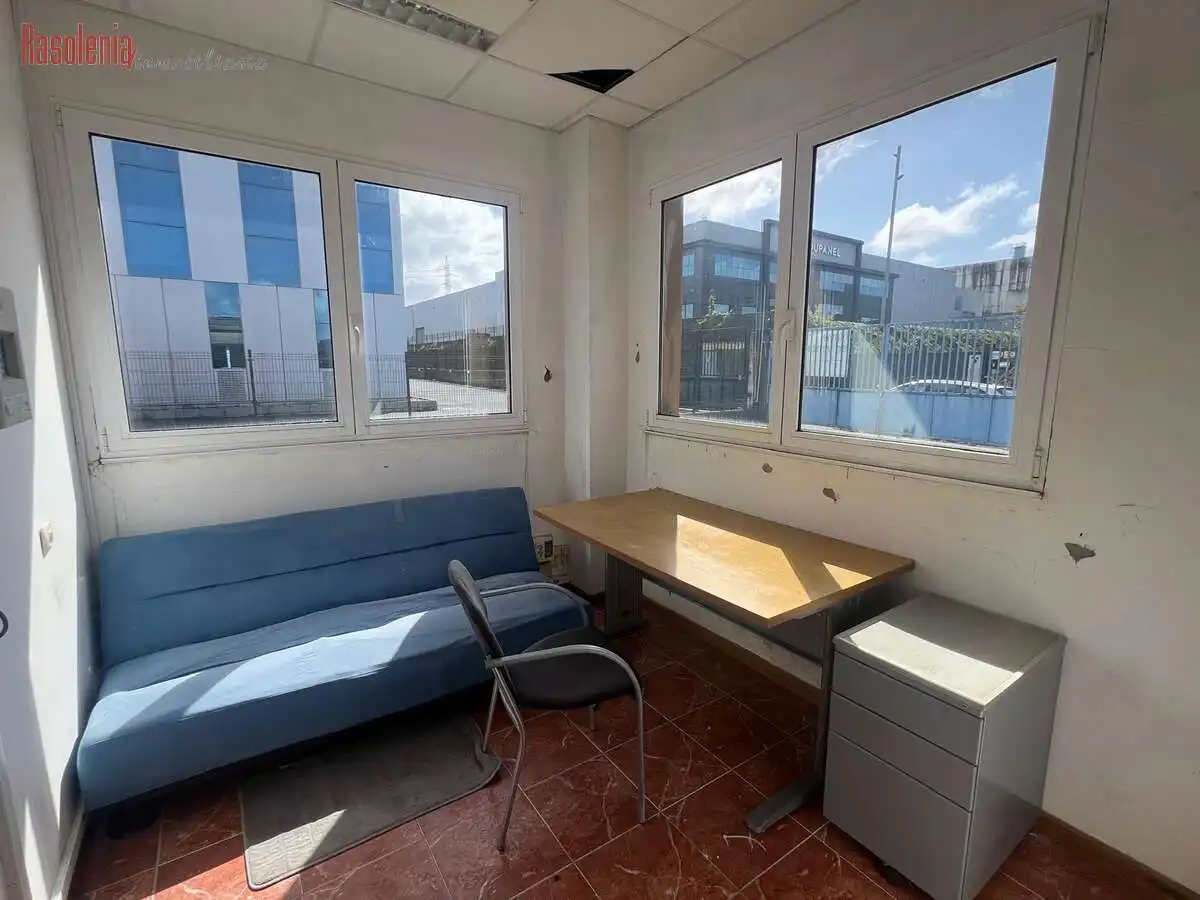 Nave industrial en venta en Cerceda