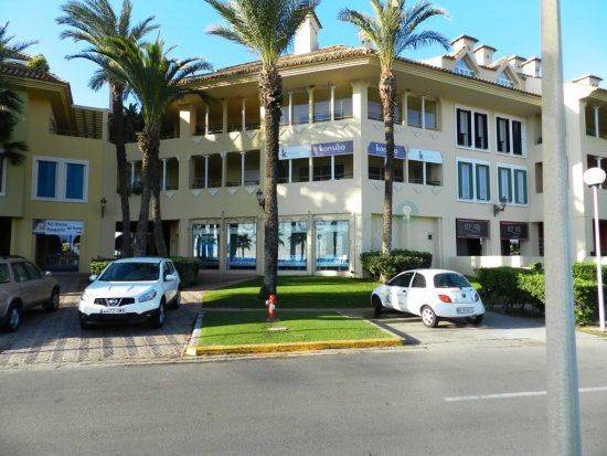 Local comercial en Venta en Puerto de Sotogrande - La Marina