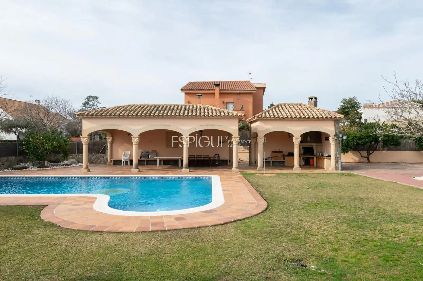 Casa amb terrassa en venda a CALLE D'ANOIA, imagen 2