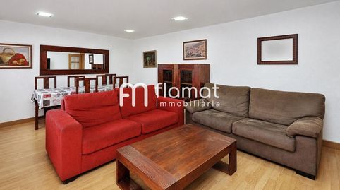 Photo 3 of Flat for sale in De Nàpols, Llatí, Santa Coloma de Gramenet