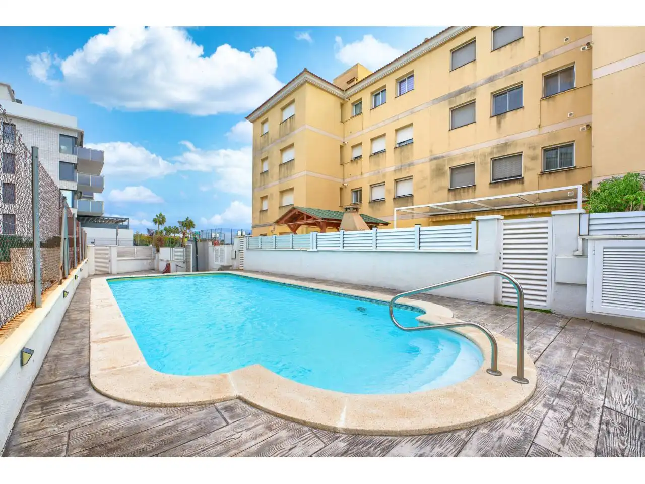 Piscina de Piso en venta en Cunit con Aire acondicionado, Calefacción y Jardín privado