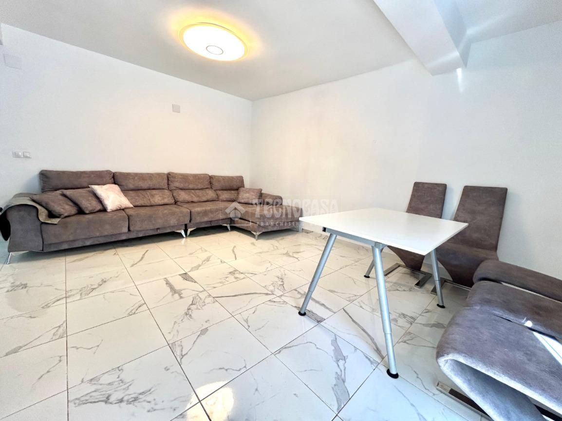 Living room of Flat for sale in Benalmádena