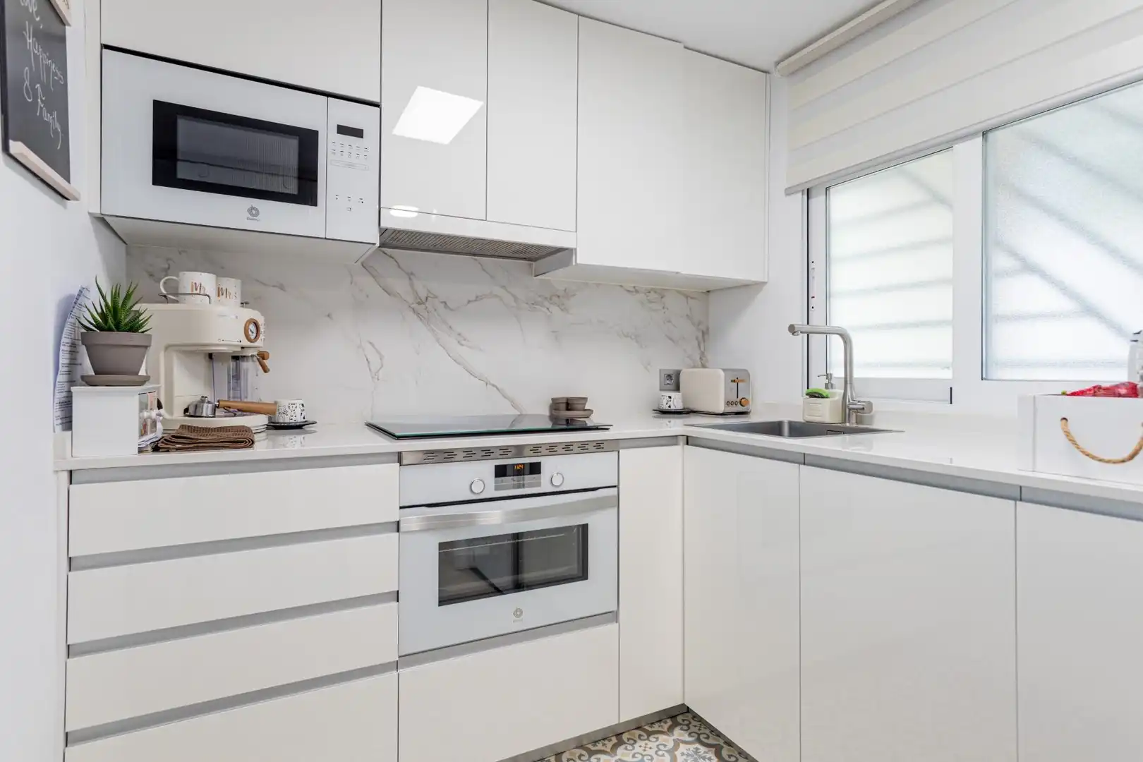 Cuina de Dúplex en venda en Madrid amb Aire condicionat i Calefacció