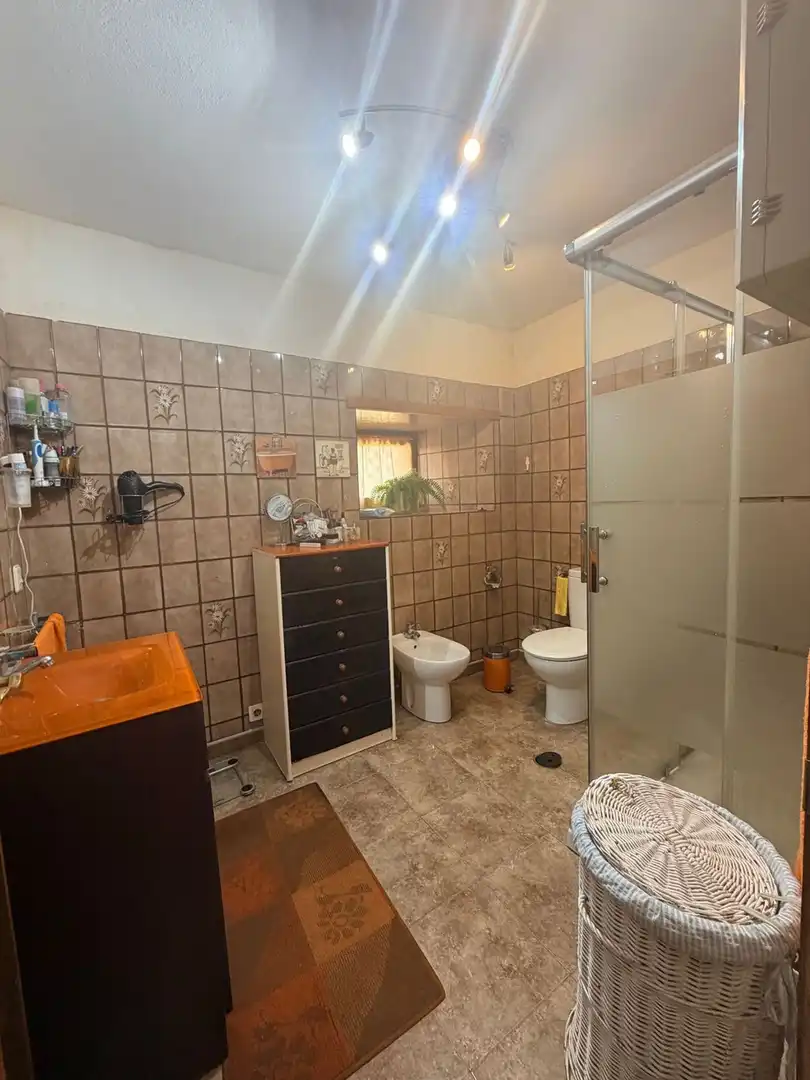 Baño de Casa o chalet en venta en Navia con Calefacción, Terraza y Trastero