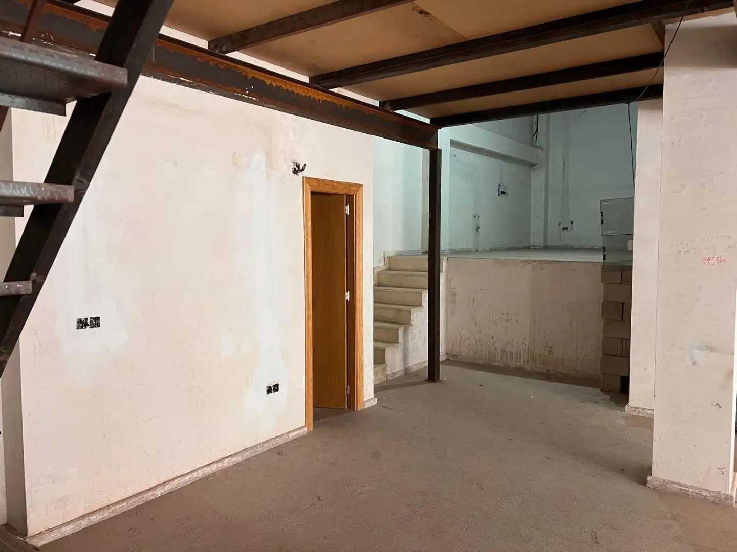 Local comercial en alquiler en Pi y Margall 3, imagen 3