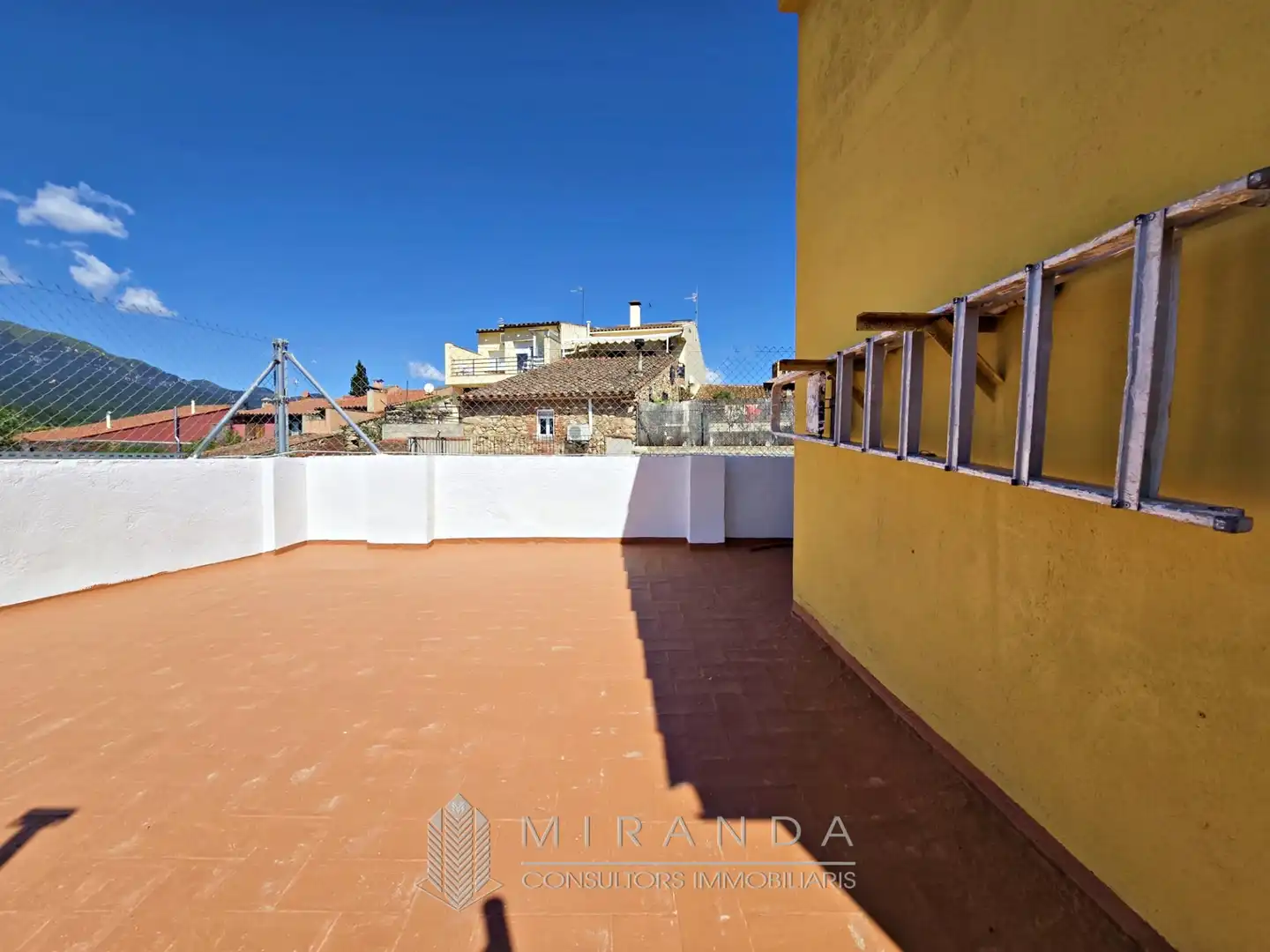 Terraza de Casa adosada de alquiler con opción a compra en Breda con Aire acondicionado, Calefacción y Parquet