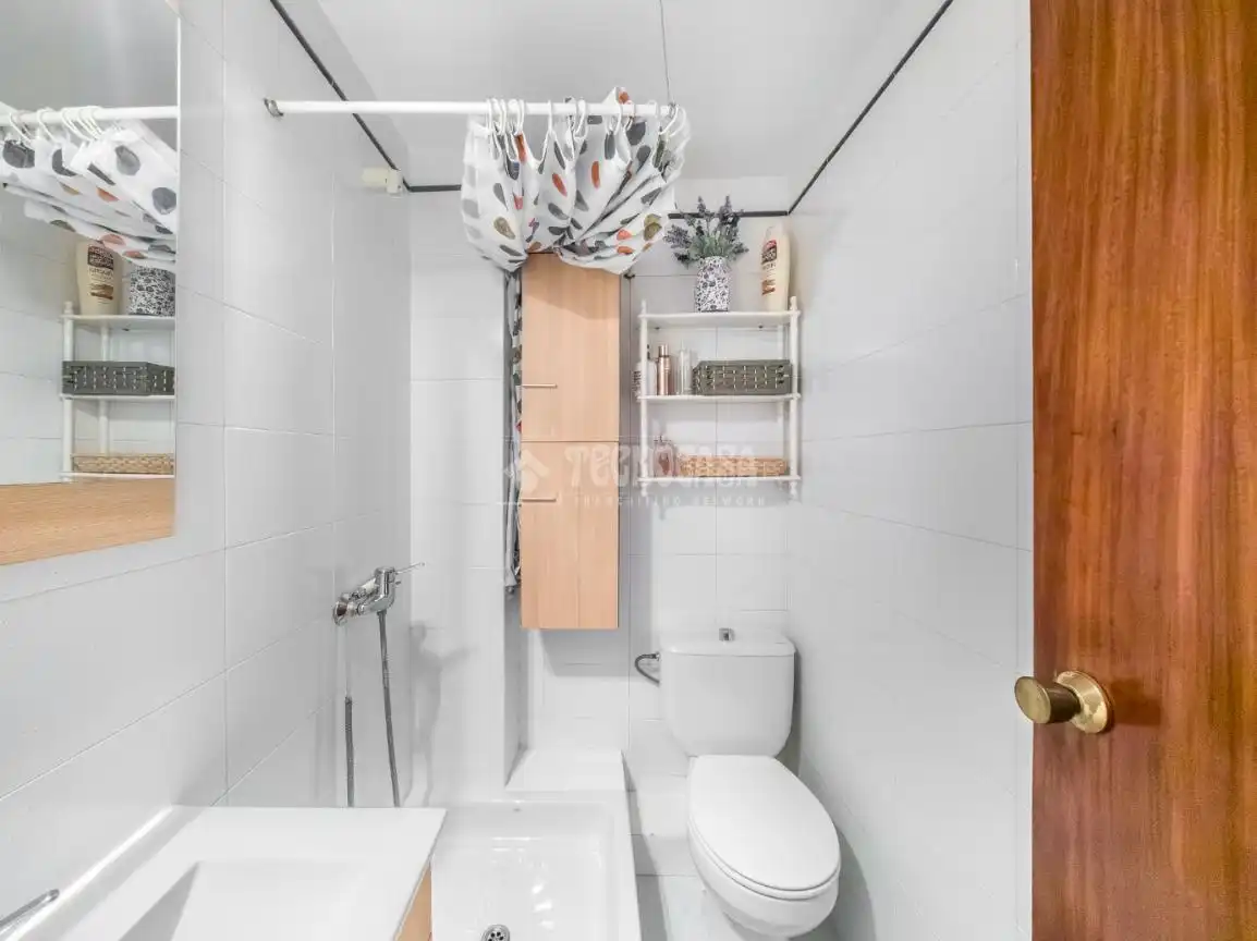Baño de Piso en venta en Madrid con Aire acondicionado, Calefacción y Parquet