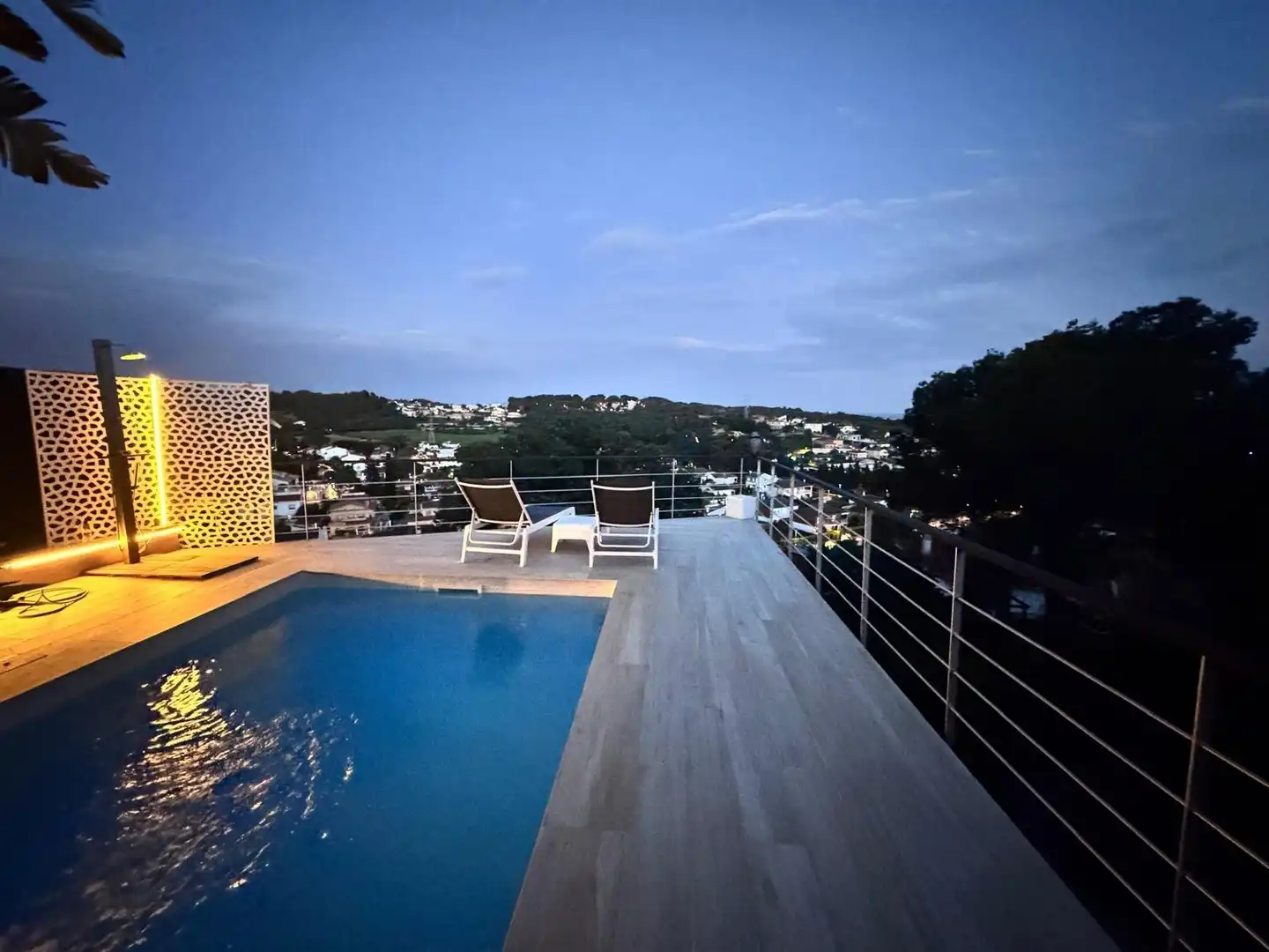 Piscina de Casa o chalet en venta en Cubelles con Aire acondicionado, Calefacción y Jardín privado