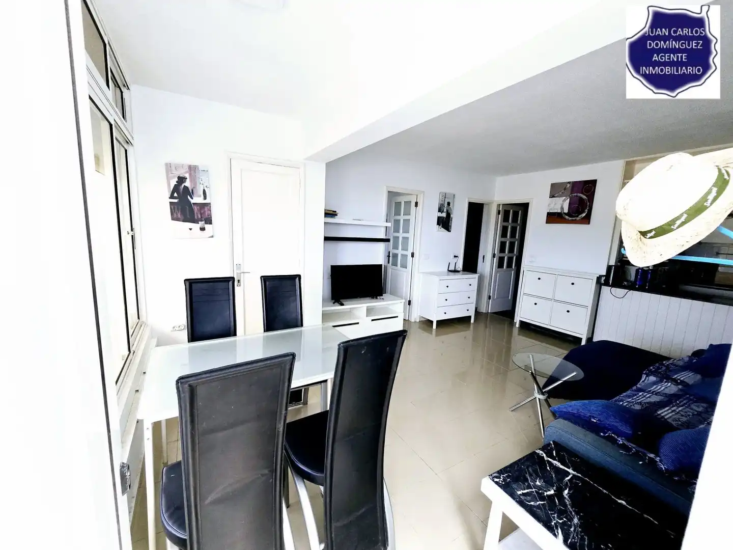 Sala d'estar de Casa o xalet de lloguer en San Bartolomé de Tirajana amb Aire condicionat, Jardí privat i Terrassa