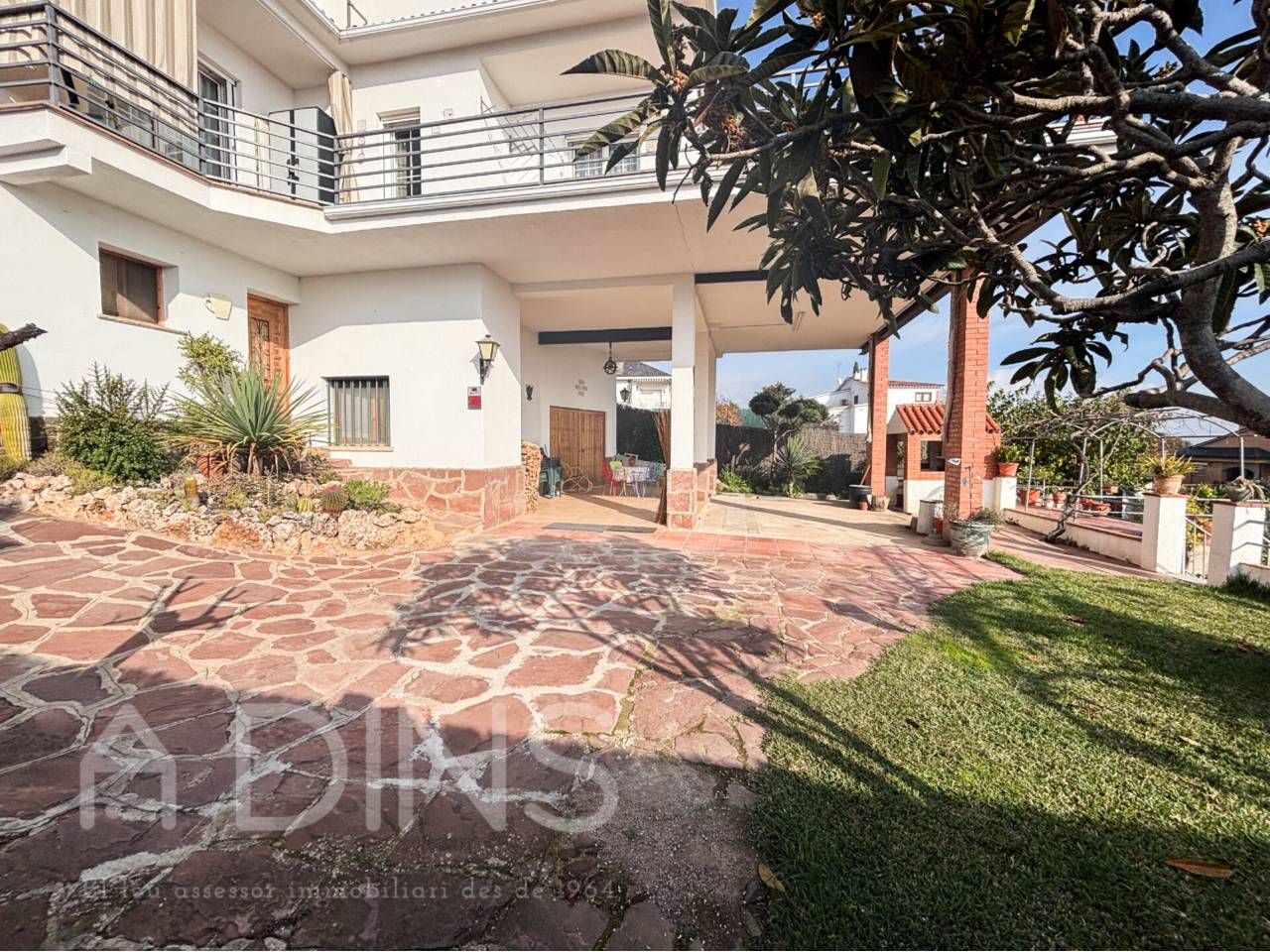 Jardí de Casa o xalet en venda en Caldes de Montbui amb Calefacció, Jardí privat i Terrassa