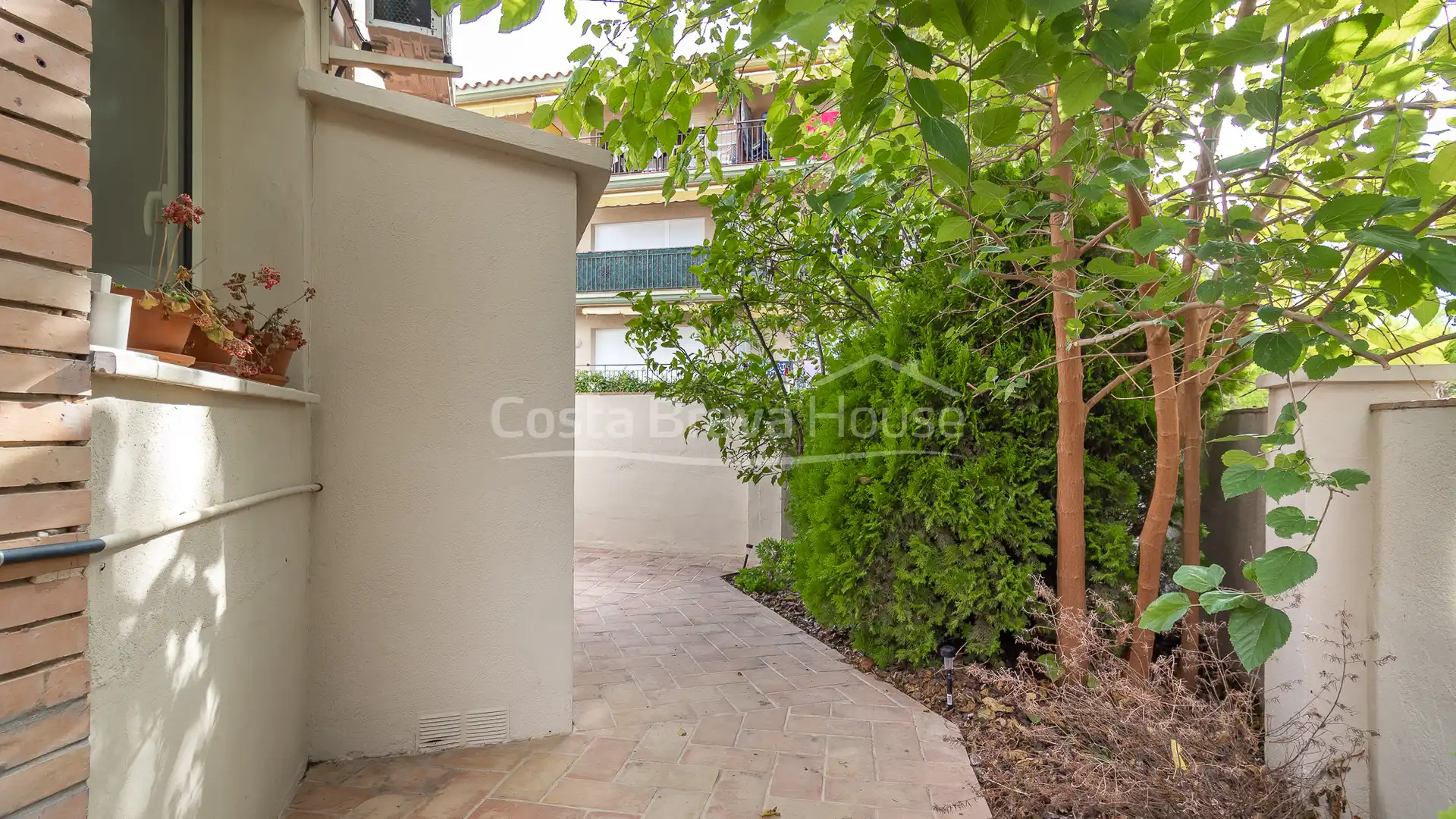 Adossat amb jardí en venda a Carrer Gregal, imagen 10