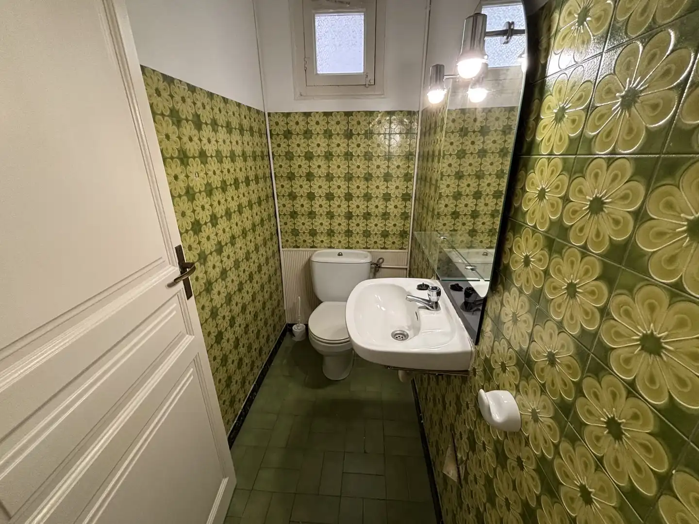 Baño de Piso en venta en Barcelona con Balcón