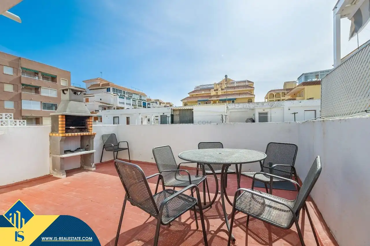 Casa amb piscina en venda a La Mata, imagen 9