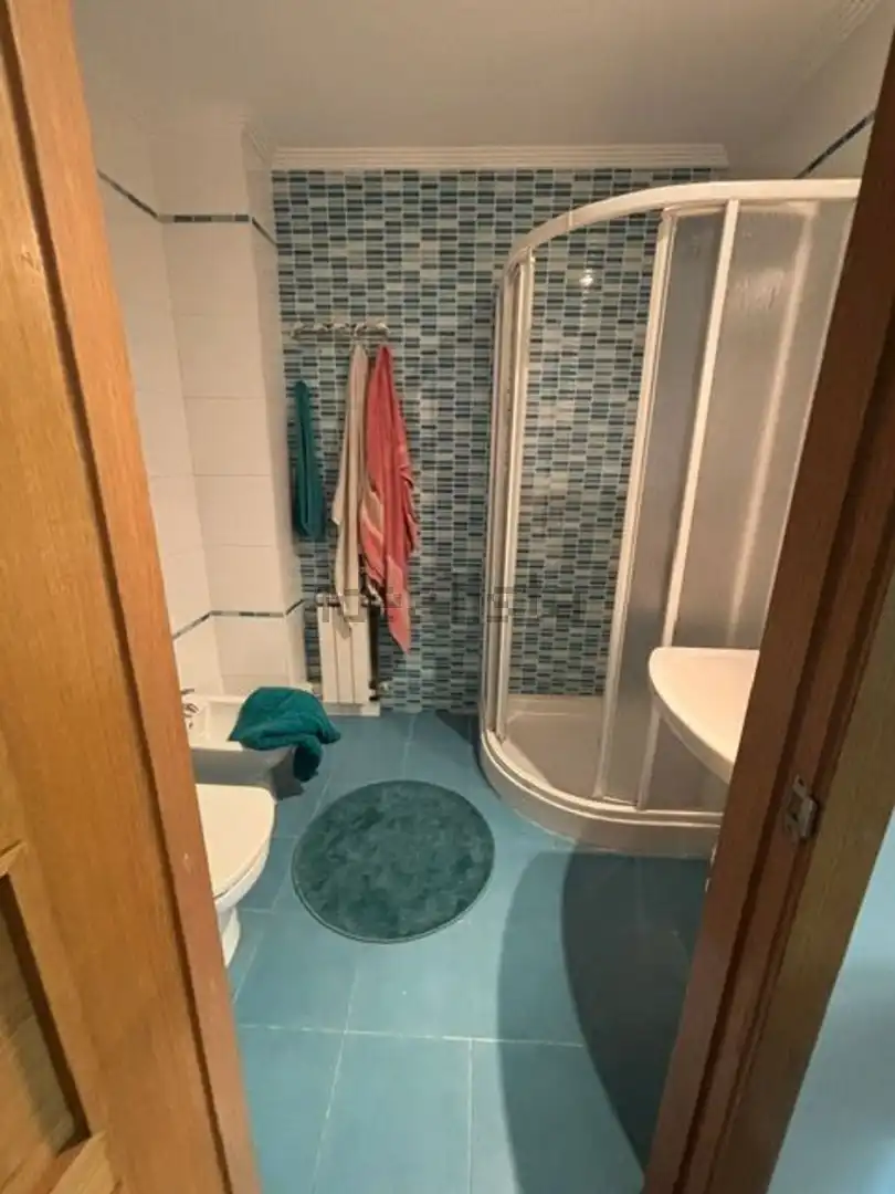 Bathroom of Flat for rent in Barbadás  with Heating, Furnished and Oven