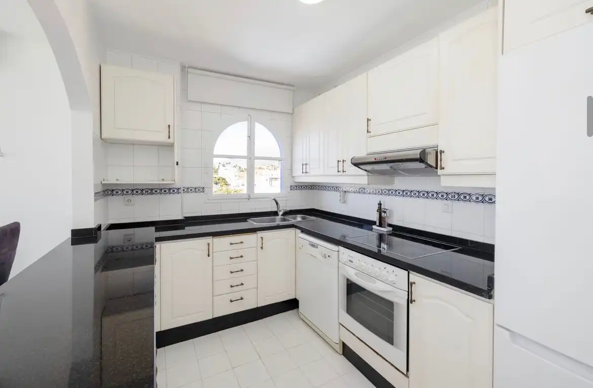 Ático con piscina en venta en Lugar Urbanizacion Riviera Andaluza, imagen 5