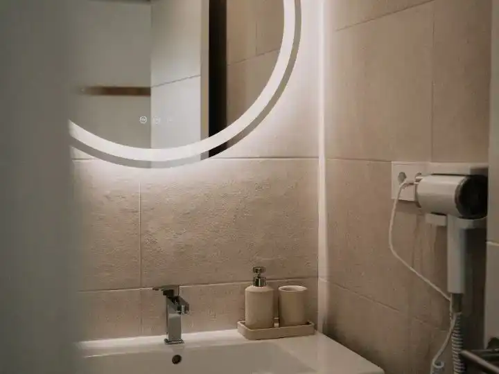 Bany de Apartament de lloguer en Fuengirola amb Aire condicionat, Piscina i Balcó