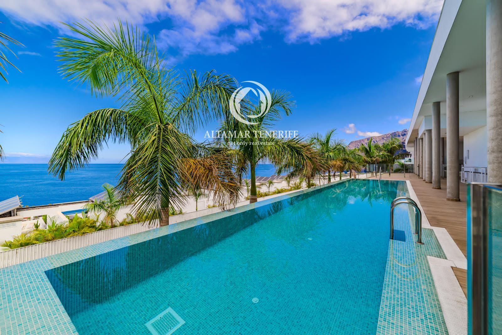 Piscina de Apartament en venda en Santiago del Teide amb Aire condicionat, Terrassa i Traster