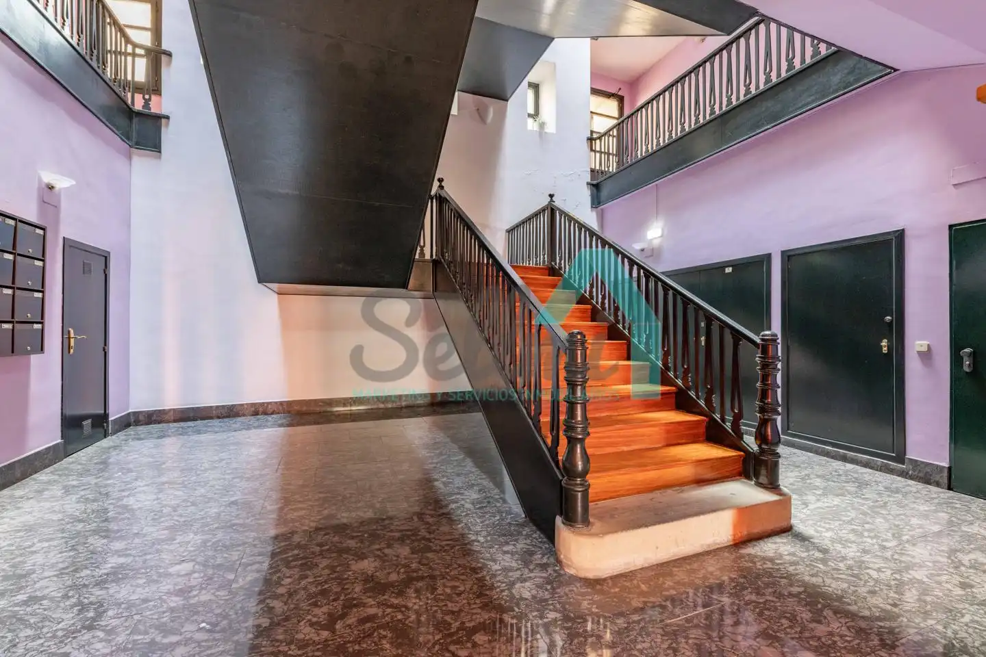 Garage for sale in Oviedo 