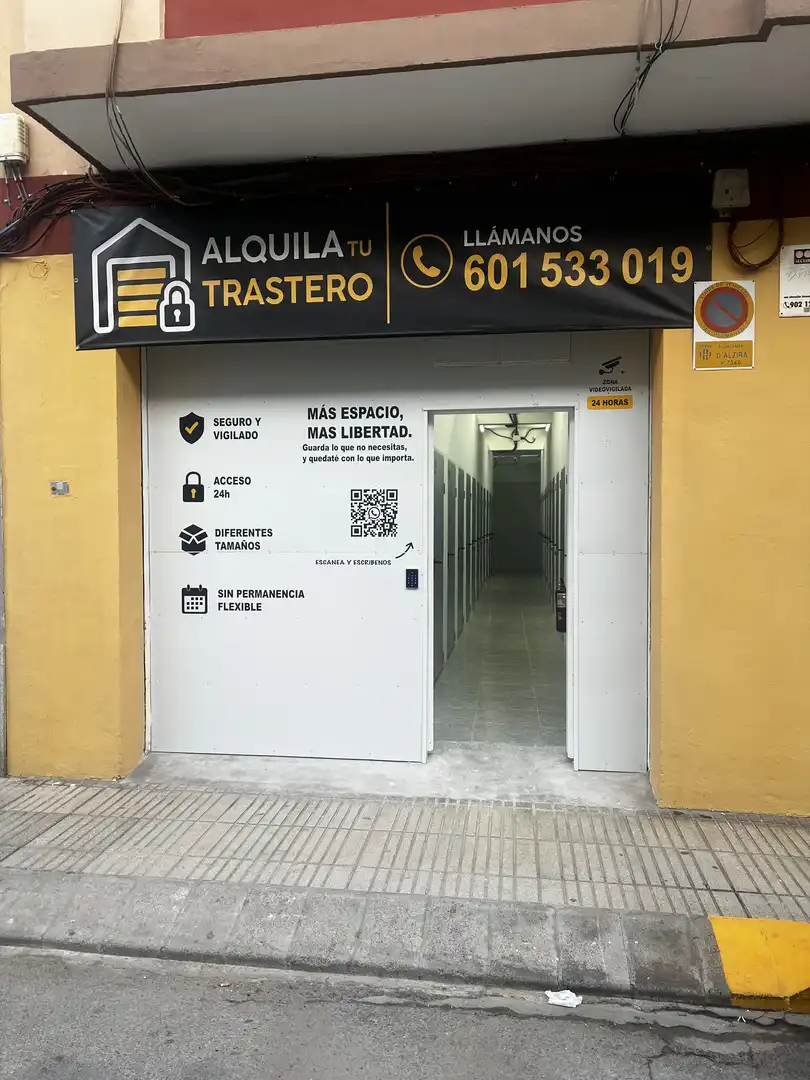 Storage room for rent in Casc Urbà