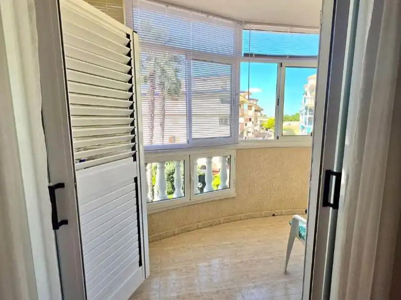 Terrassa de Pis en venda en Torrevieja amb Aire condicionat i Balcó