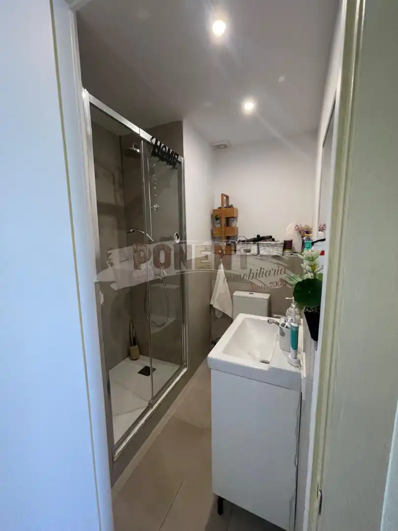 Bathroom of Apartments for sale in Puig des Molins