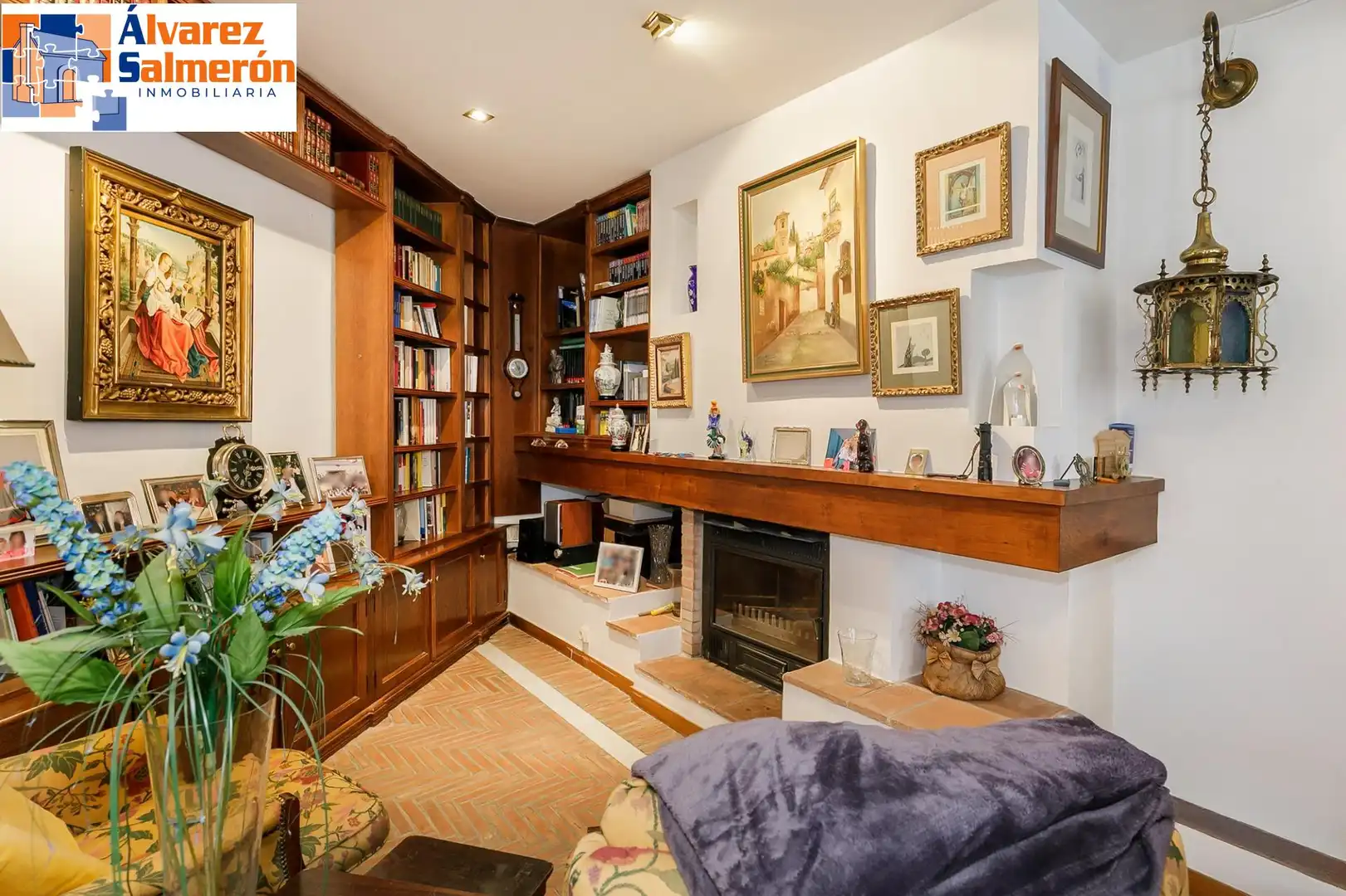 Sala d'estar de Casa o xalet en venda en Granada