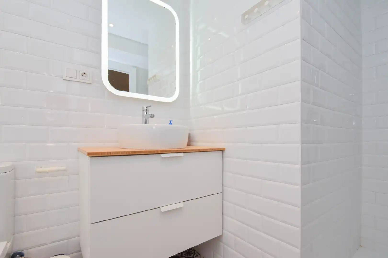 Baño de Piso en venta en Sierra Nevada con Calefacción, Terraza y Amueblado