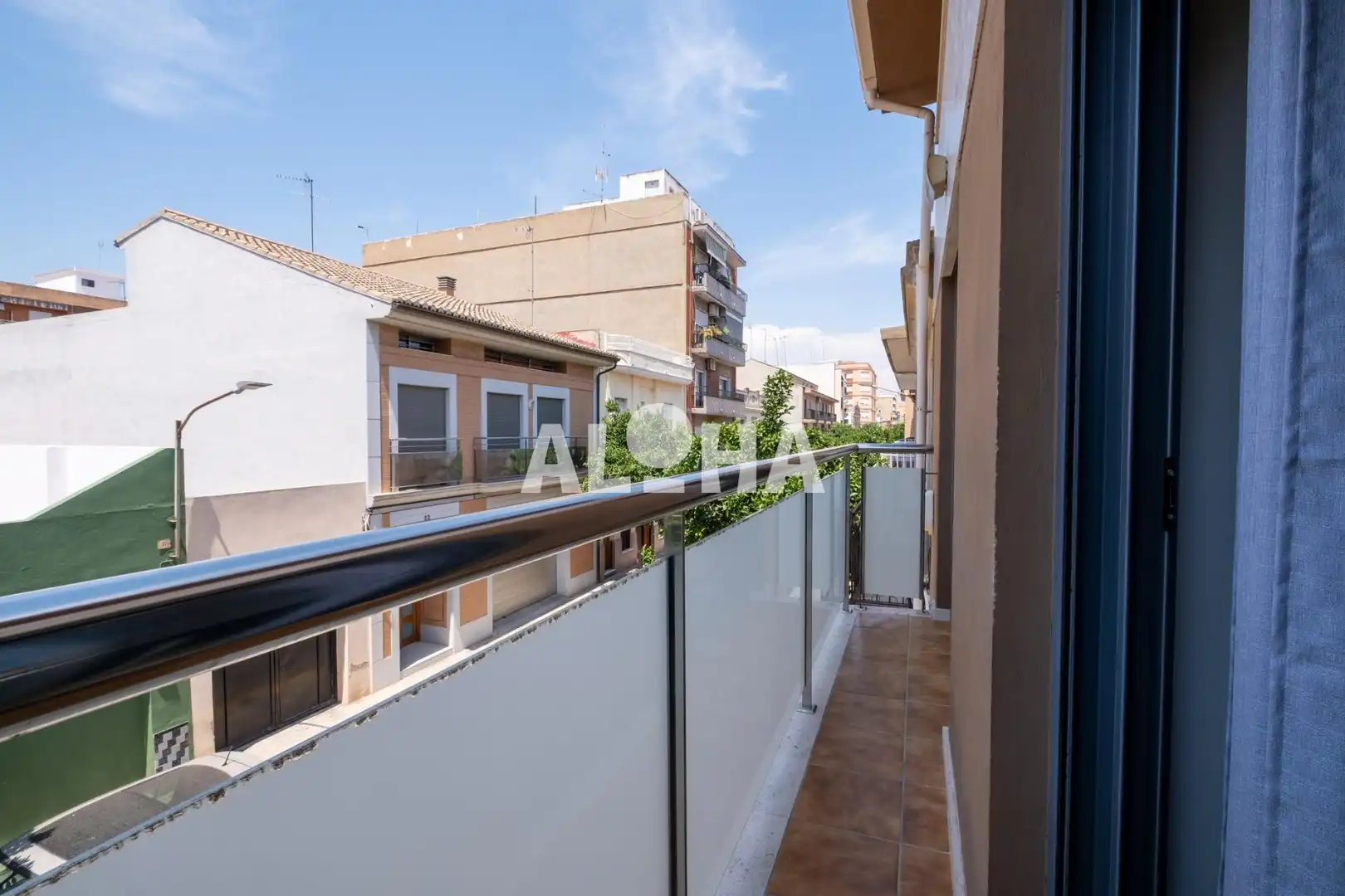 Terraza de Apartamento de alquiler en Moncada con Aire acondicionado, Calefacción y Amueblado