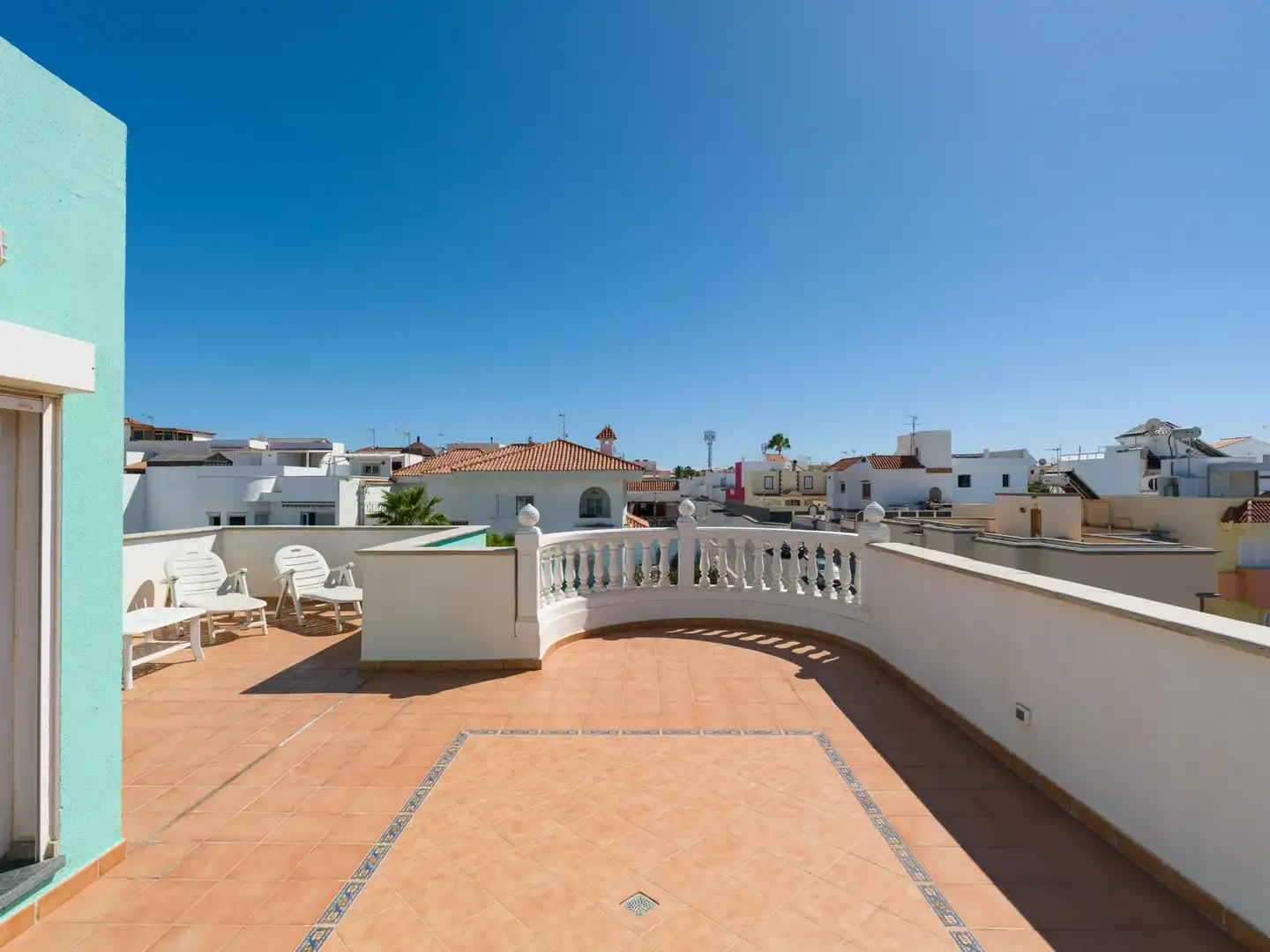 Terrassa de Casa o xalet en venda en San Bartolomé de Tirajana amb Aire condicionat, Jardí privat i Terrassa