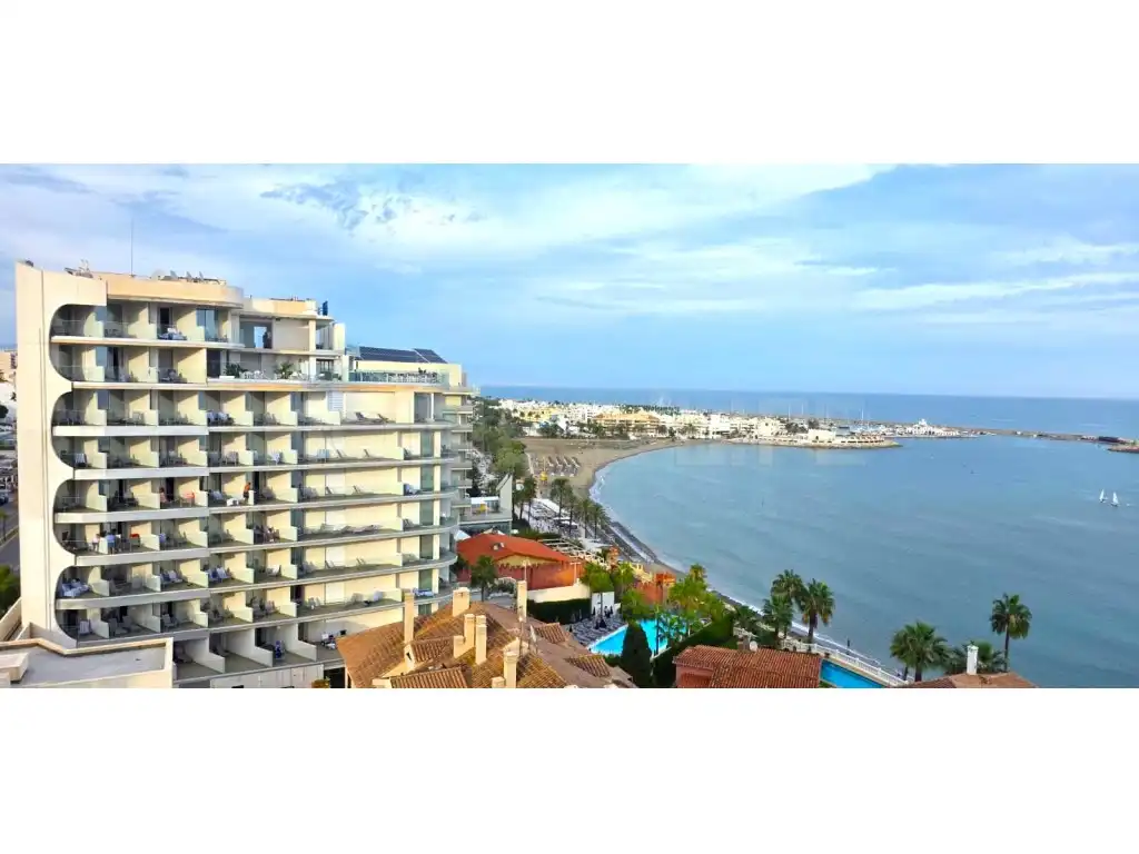 Vista exterior de Estudio de alquiler en Puerto Marina
