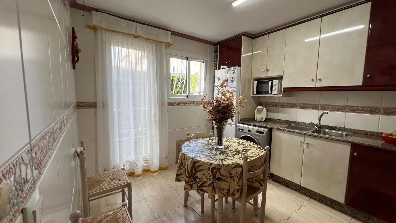 Cocina de Casa o chalet en venta en La Nucia con Aire acondicionado, Jardín privado y Terraza