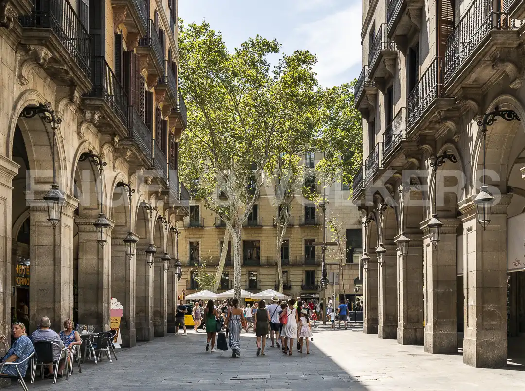 Vista exterior de Piso en venta en Barcelona con Aire acondicionado, Calefacción y Balcón