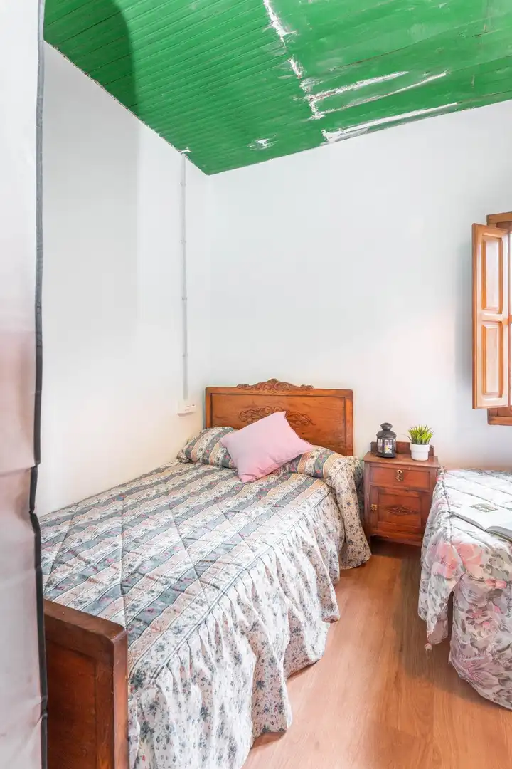 Habitación de Casa o chalet en venta en Somiedo con Calefacción y Jardín privado