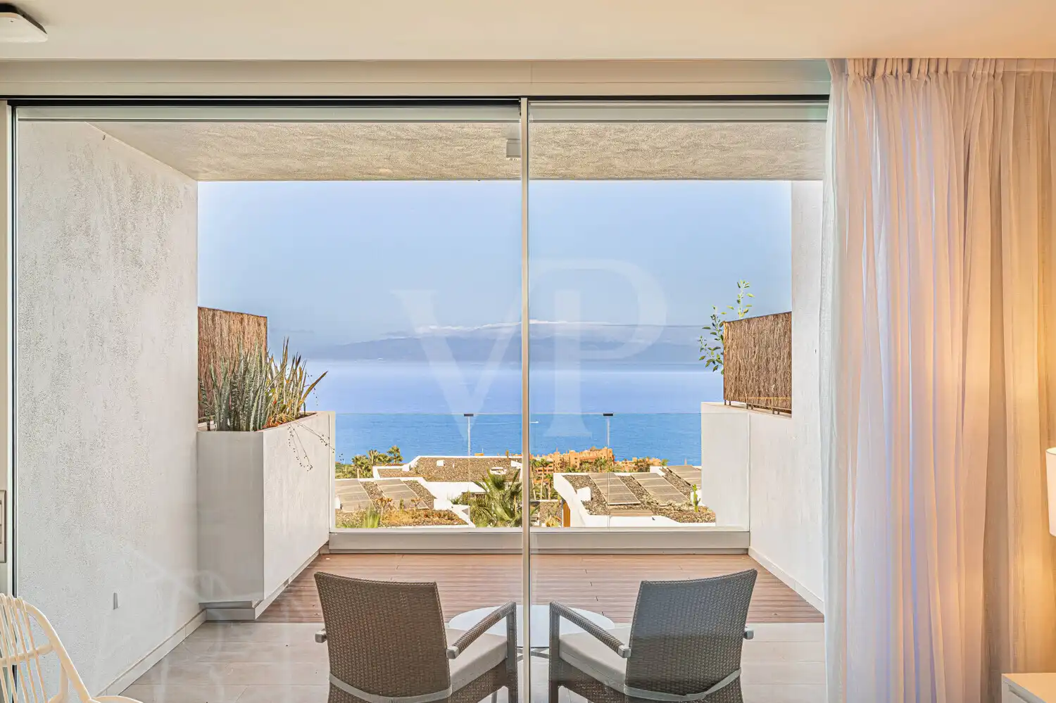 Terrasse von Dachboden zum Verkauf in Guía de Isora mit Klimaanlage, Terrasse und Balkon