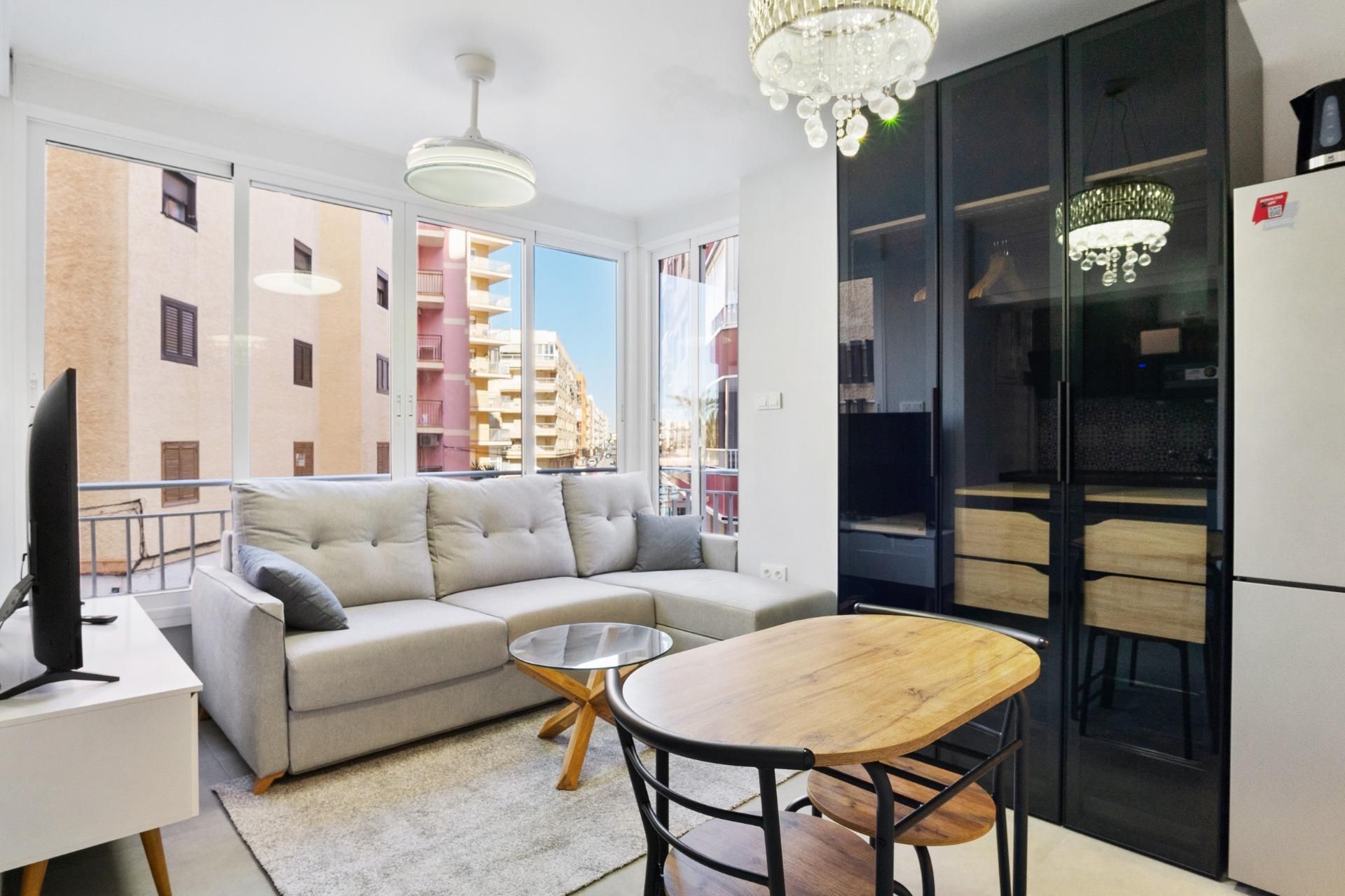 Living room of Study to rent in Torrevieja