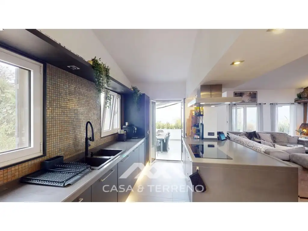 Cocina de Casa o chalet en venta en Algarrobo con Aire acondicionado, Calefacción y Jardín privado