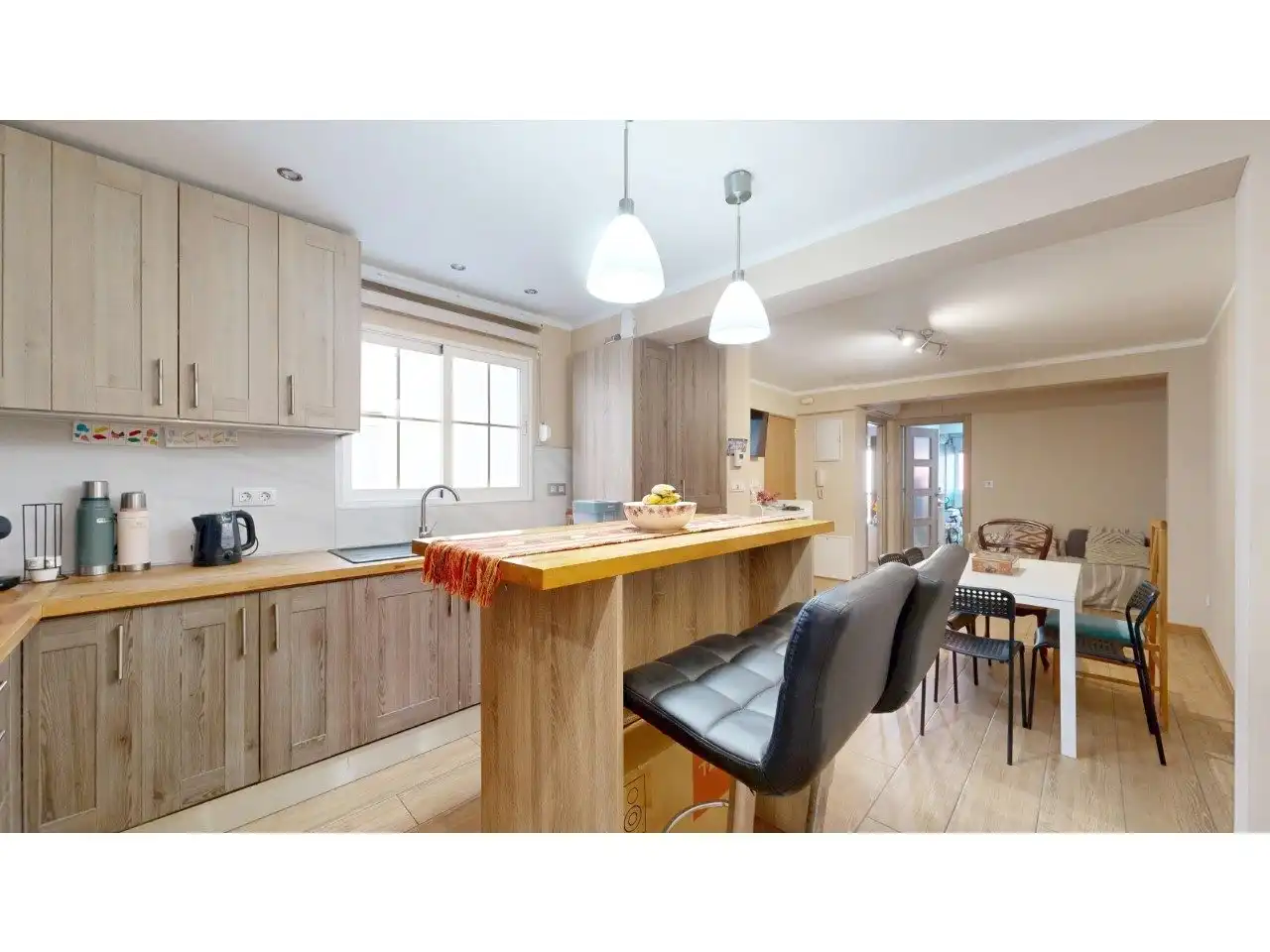 Kitchen of Flat for sale in Torrent  with Air Conditioner, Private garden and Balcony