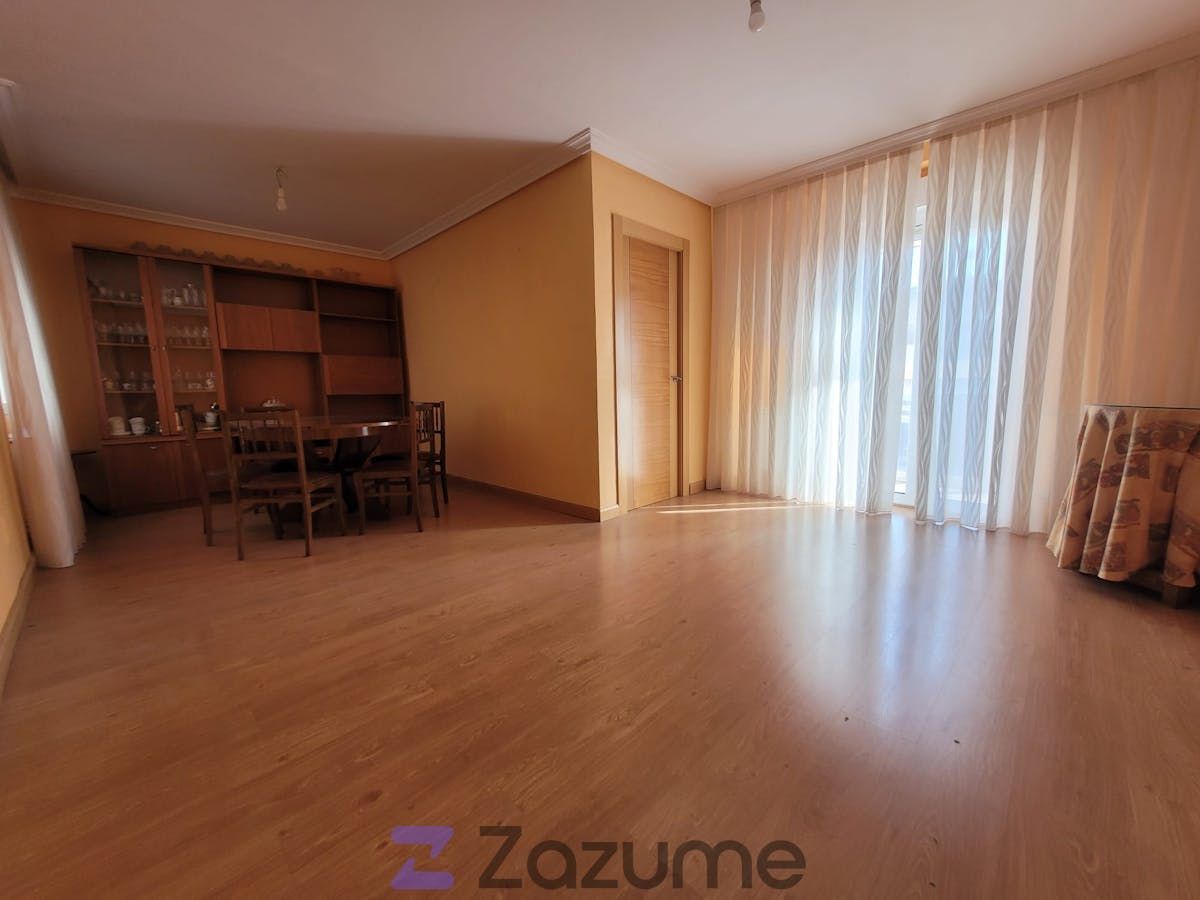 Living room of Flat to rent in Valladolid Capital  with Heating