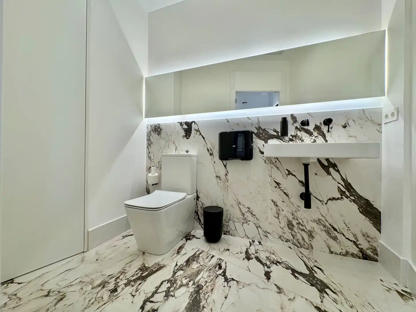 Bathroom of Detached homes for sale in Picanya, Valencia