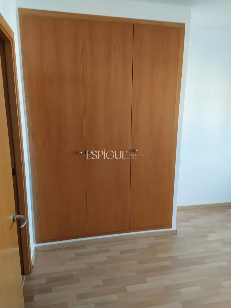Schlafzimmer von Maisonette zum Verkauf in Girona mit Klimaanlage, Heizung und Parkett