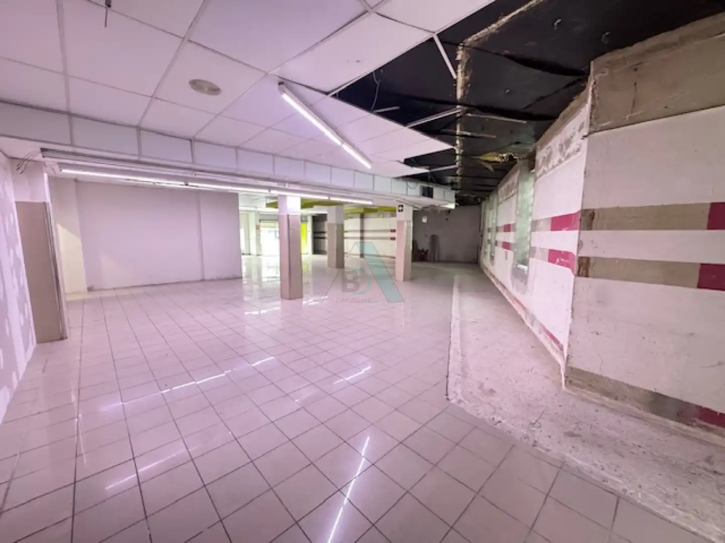 Business premises to rent in Llanes - Román Romano, imagen 3