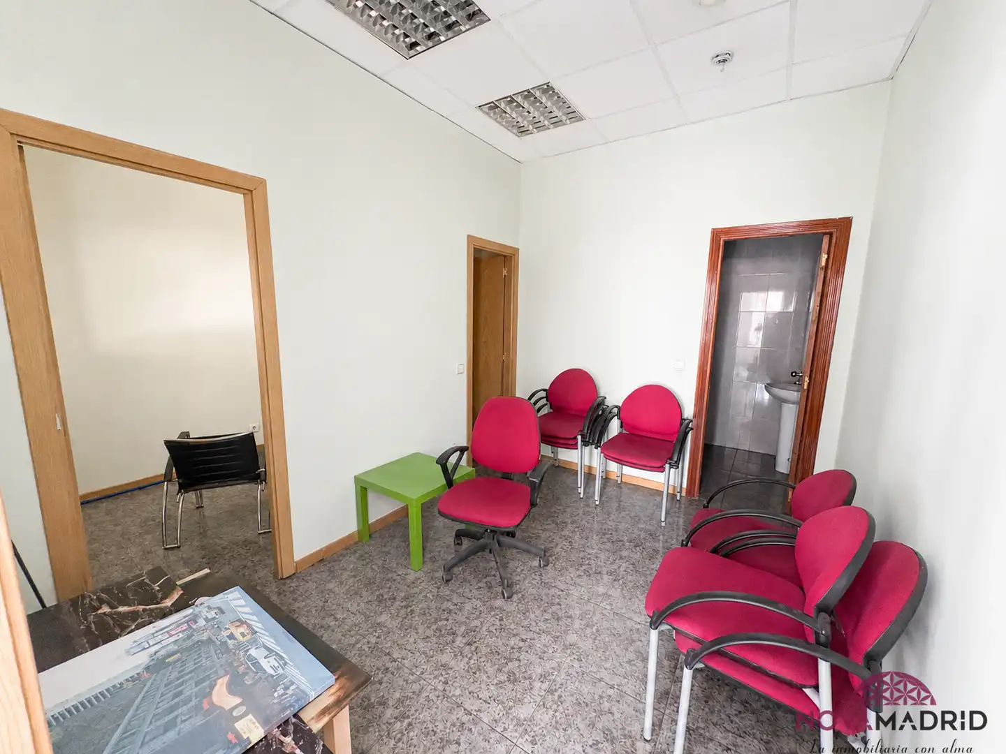 Commercial properties for sale in Fuenlabrada  with Air Conditioner