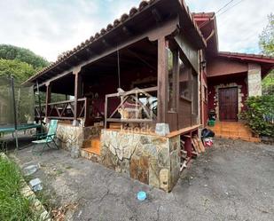 Exterior view of House or chalet for sale in Sariego  with Terrace