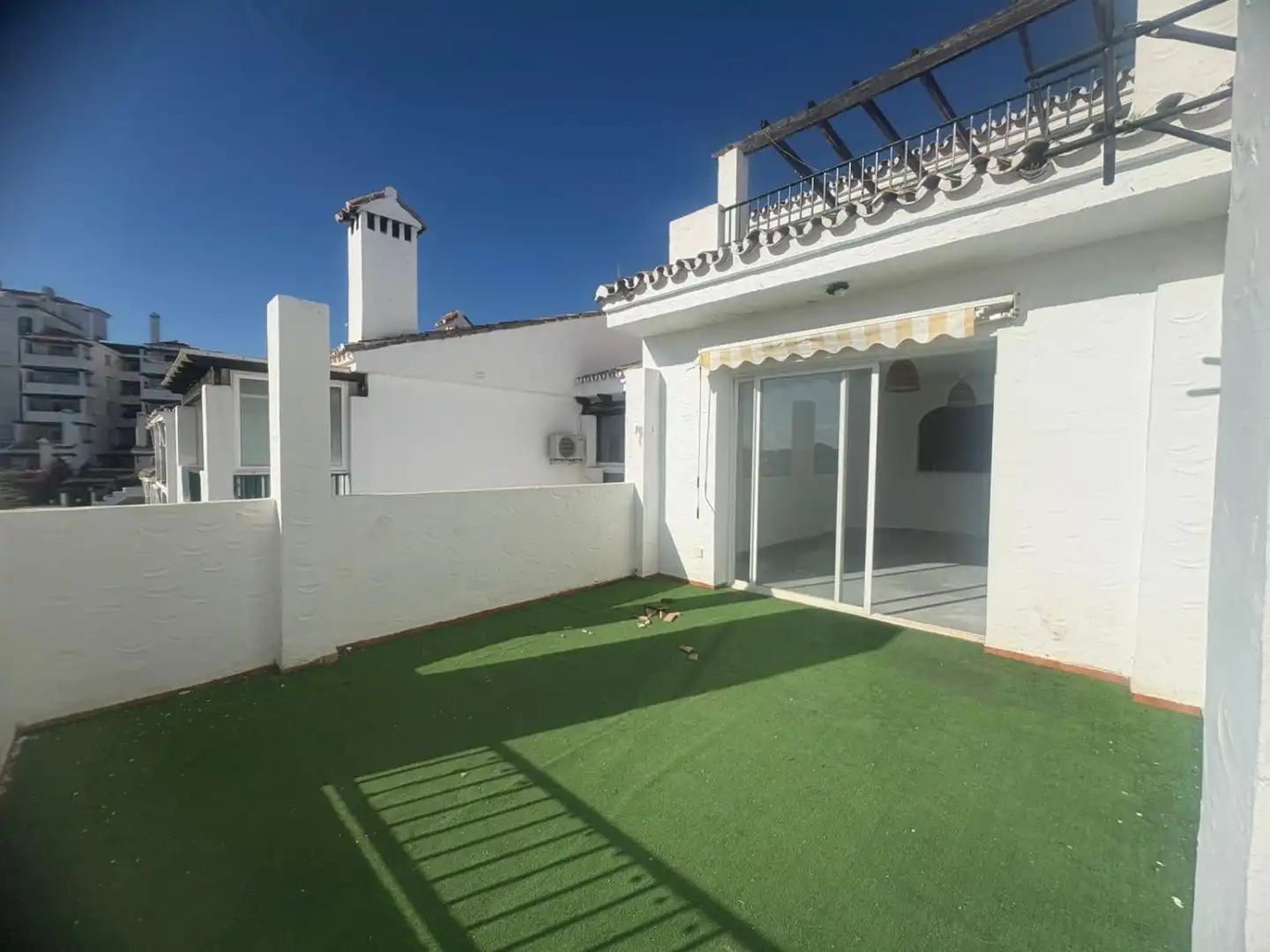 Terrassa de Dúplex en venda en Mijas amb Calefacció, Terrassa i Piscina comunitària