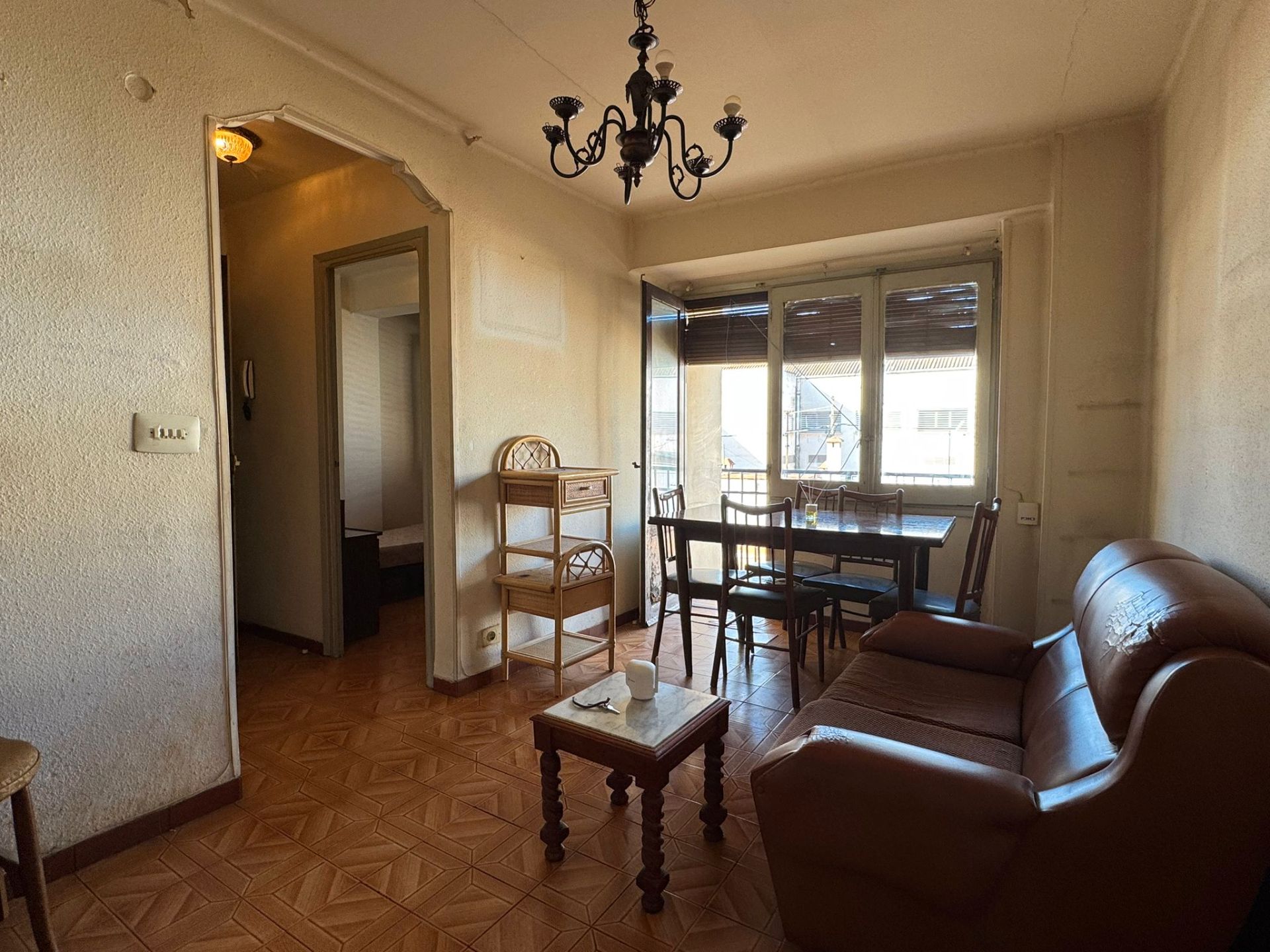 Sala d'estar de Pis en venda en Castellón de la Plana / Castelló de la Plana amb Moblat i Balcó