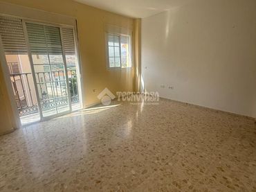 Piso con balcón en venta en Cártama pueblo