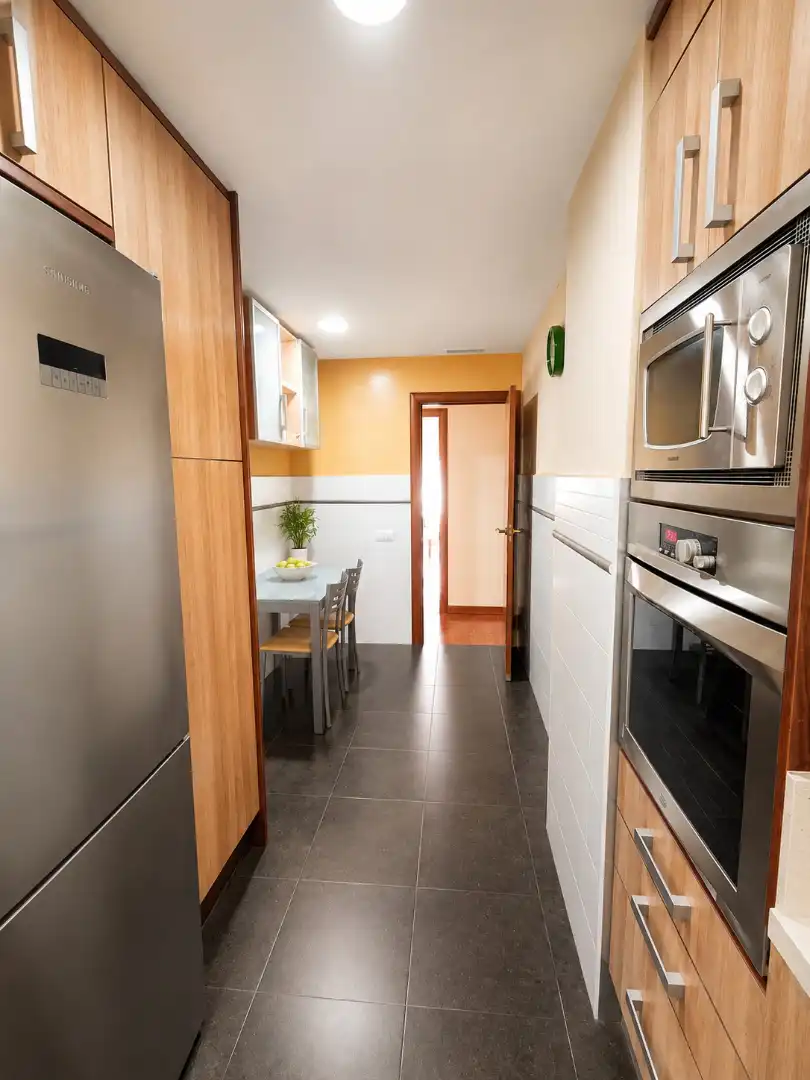 Cuina de Pis en venda en Barcelona amb Aire condicionat, Calefacció i Forn