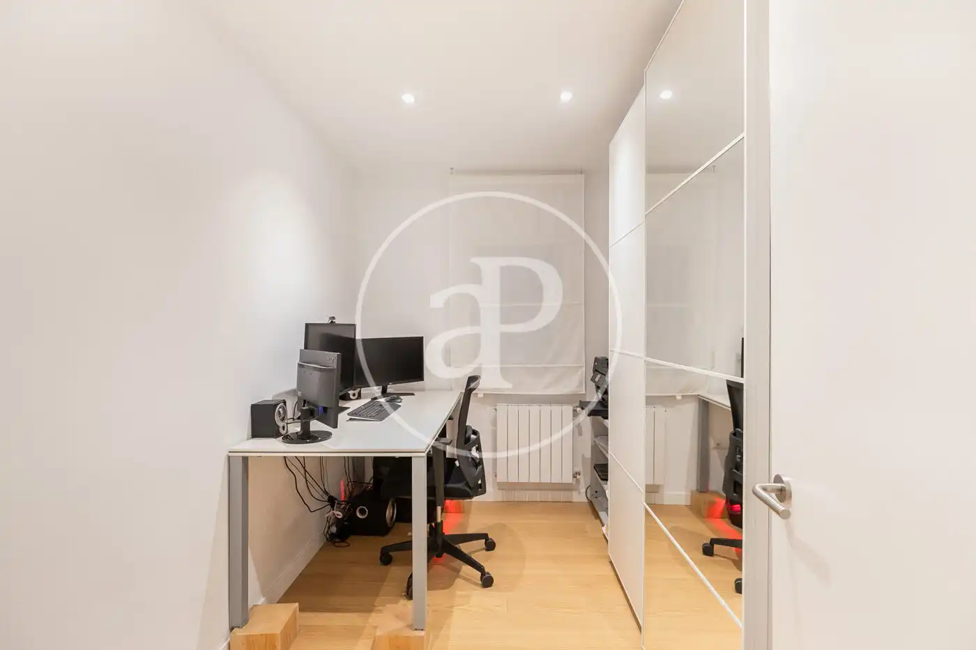 Piso en venta en Barcelona con Aire acondicionado, Calefacción y Balcón