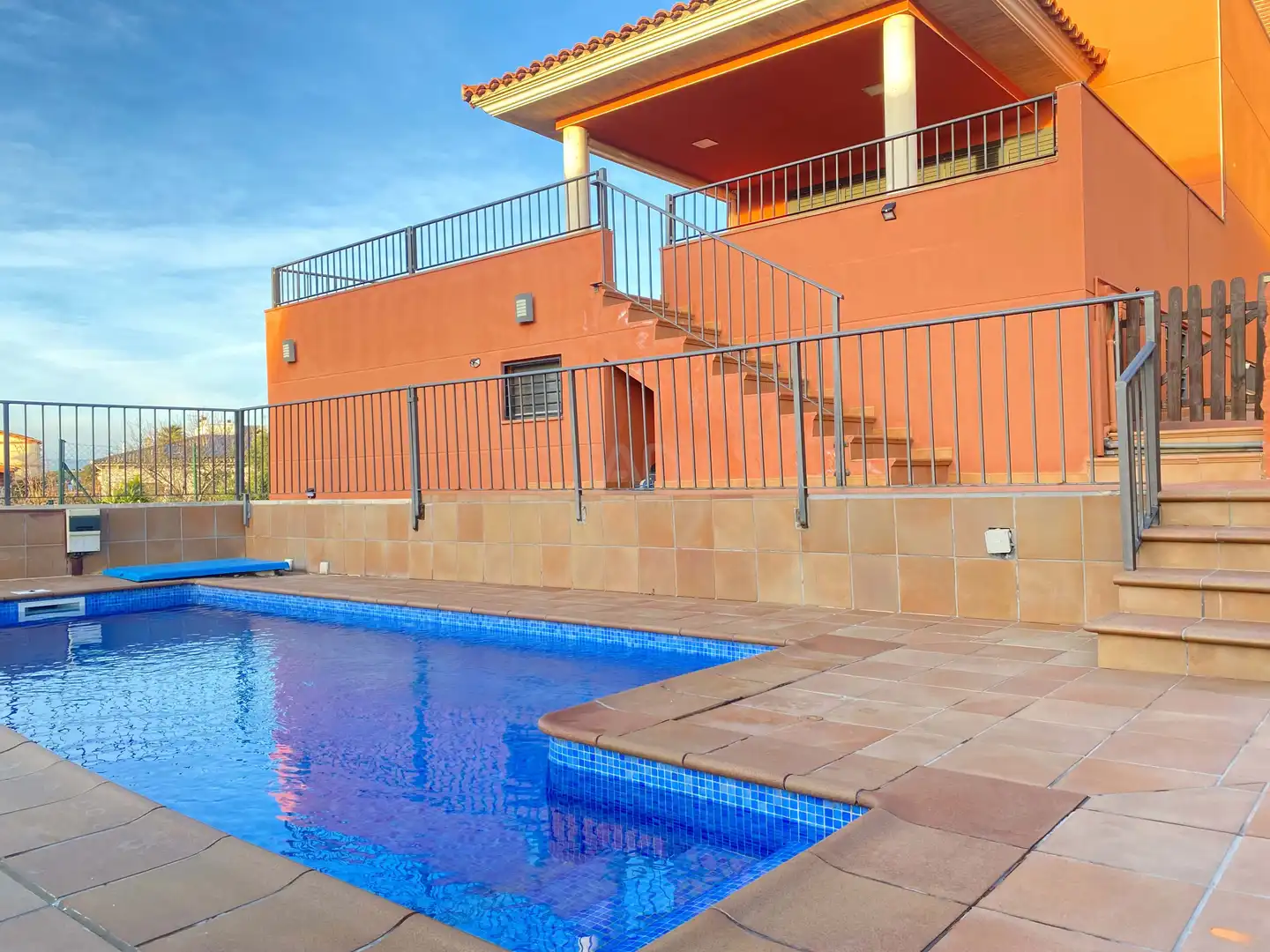 Piscina de Casa o chalet en venta en El Vendrell con Aire acondicionado, Calefacción y Terraza
